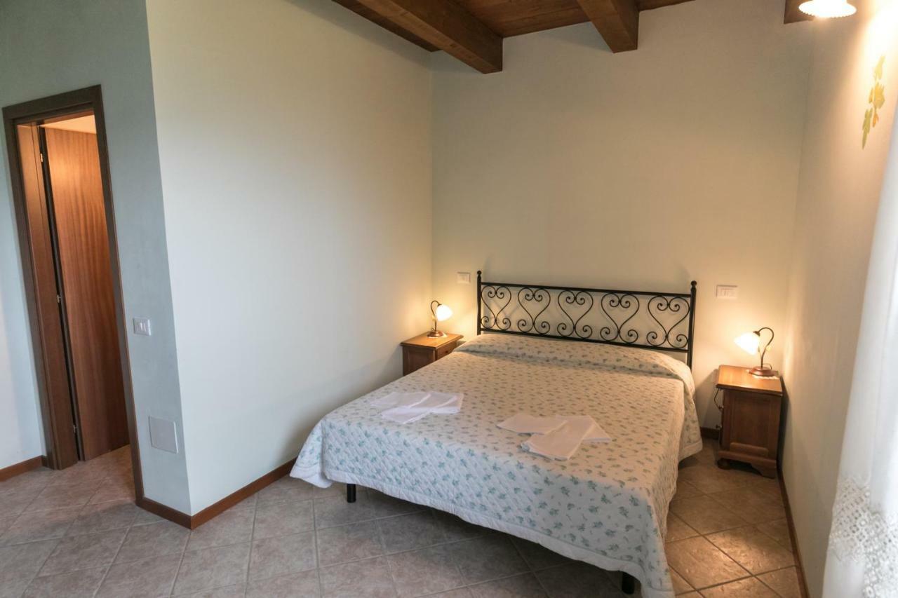 Agriturismo L'Antico Frutto Премилькуоре Экстерьер фото