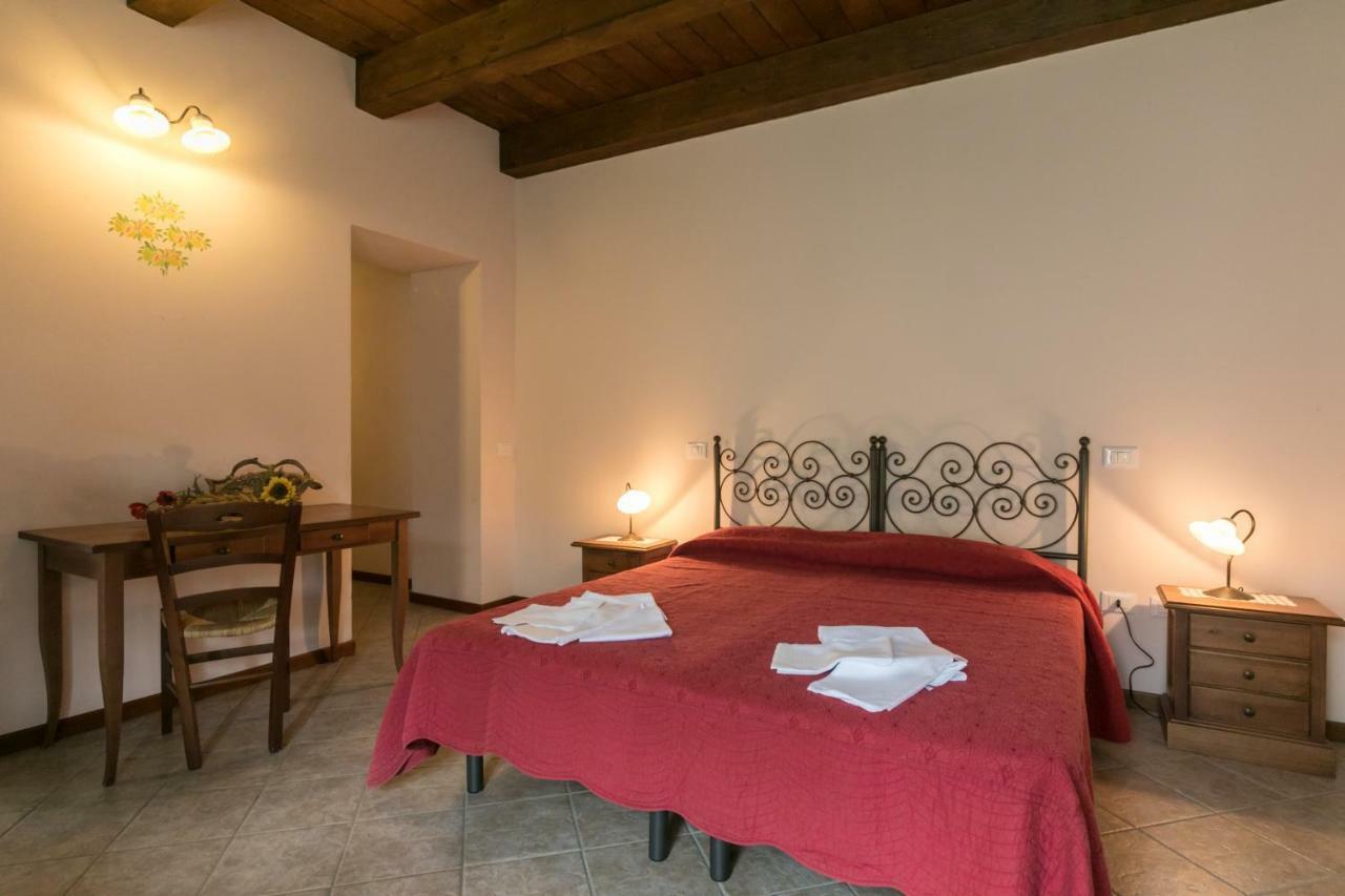 Agriturismo L'Antico Frutto Премилькуоре Экстерьер фото